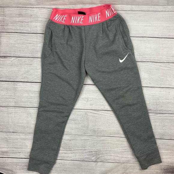 Bundle girls Nike Sz small, 1 capri and 2 pairs of pants. - Picture 8 of 11